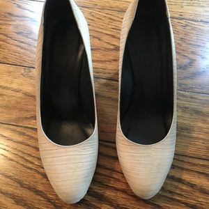 Stunning Acne Studios modern platform pumps